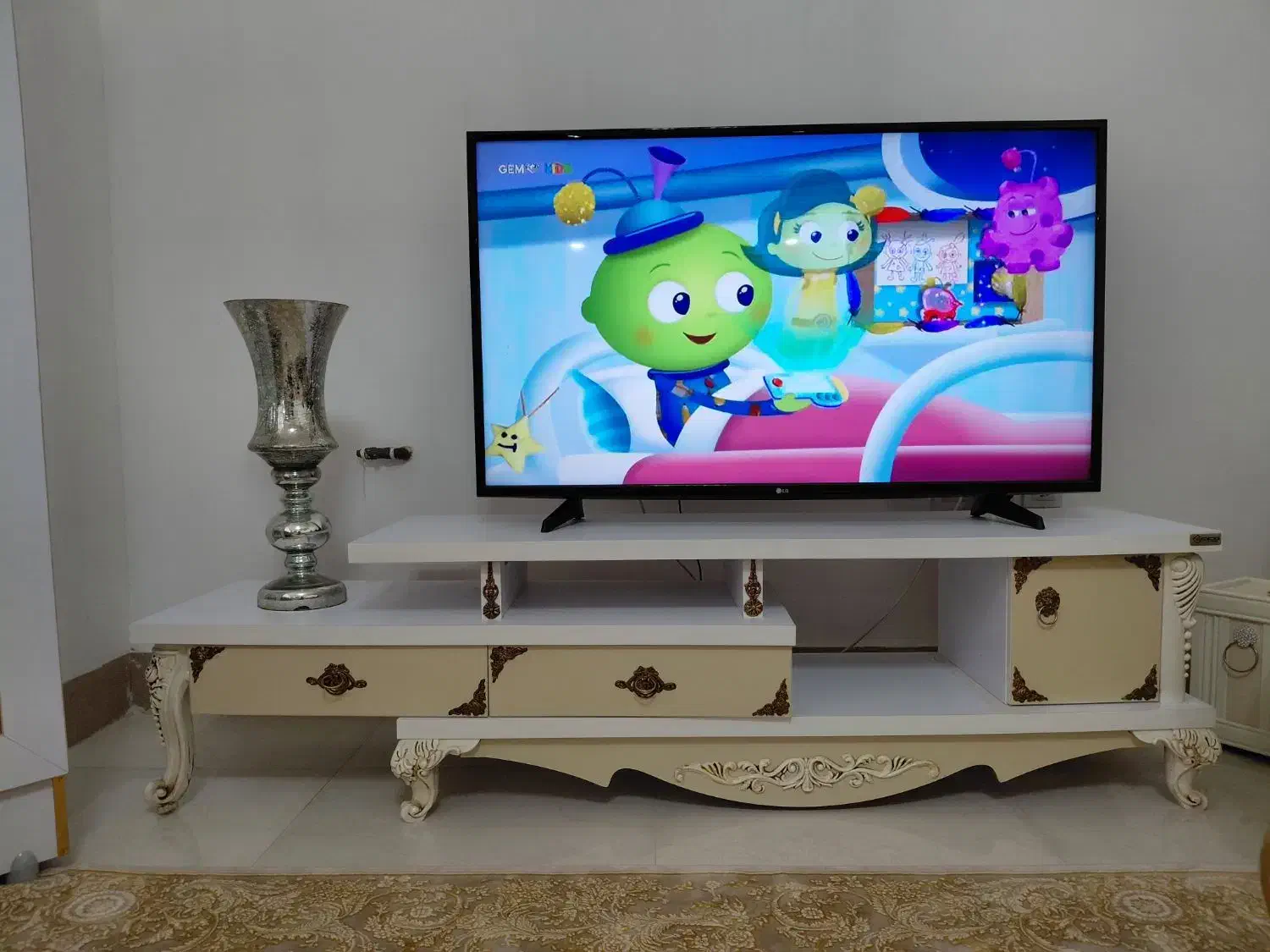 میز تلویزیون|میز تلویزیون|مرودشت, پشت سایپا‎|دیوار