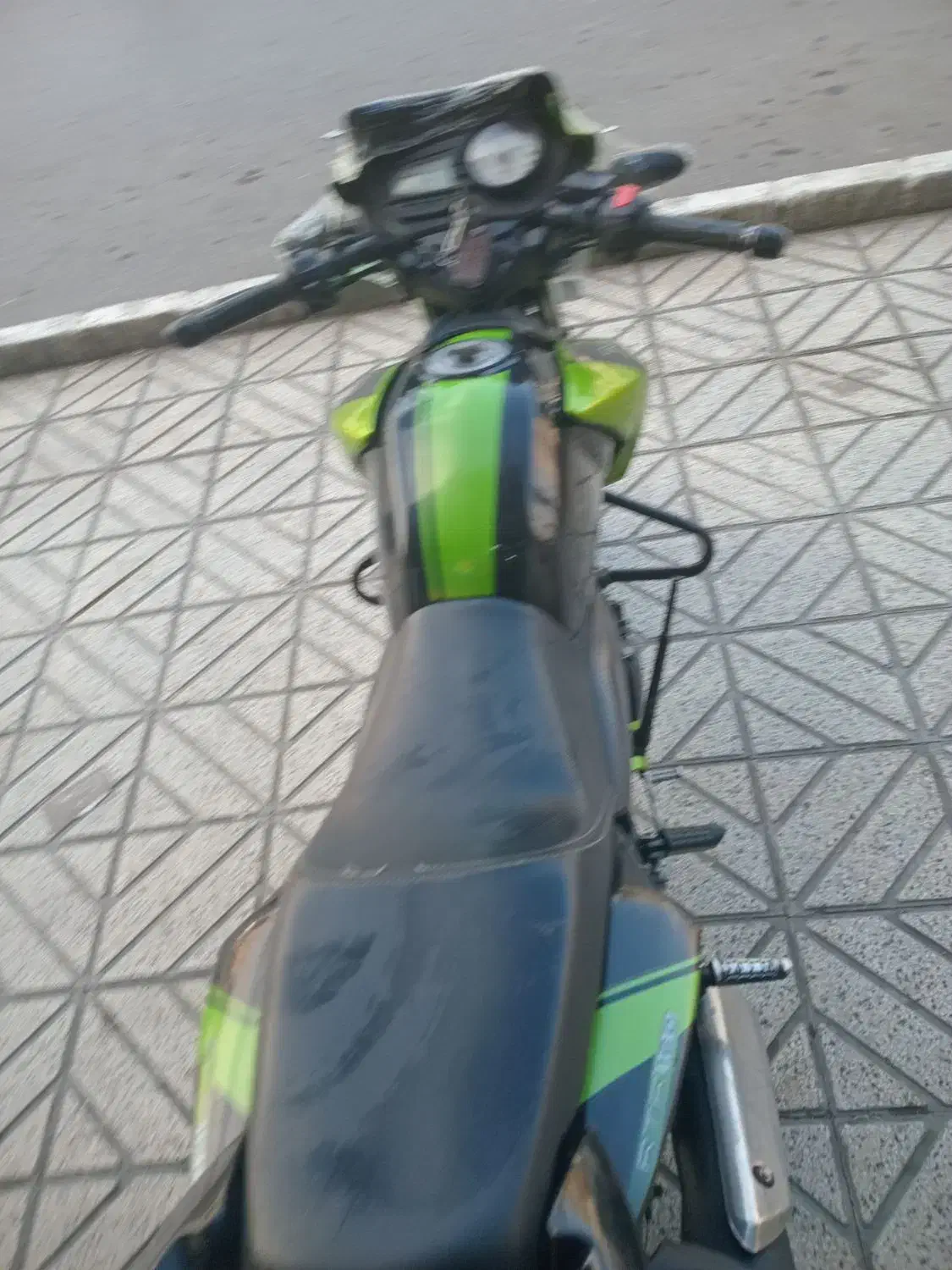 آپاچی اقساطی|موتورسیکلت|مشهد, گاز|دیوار