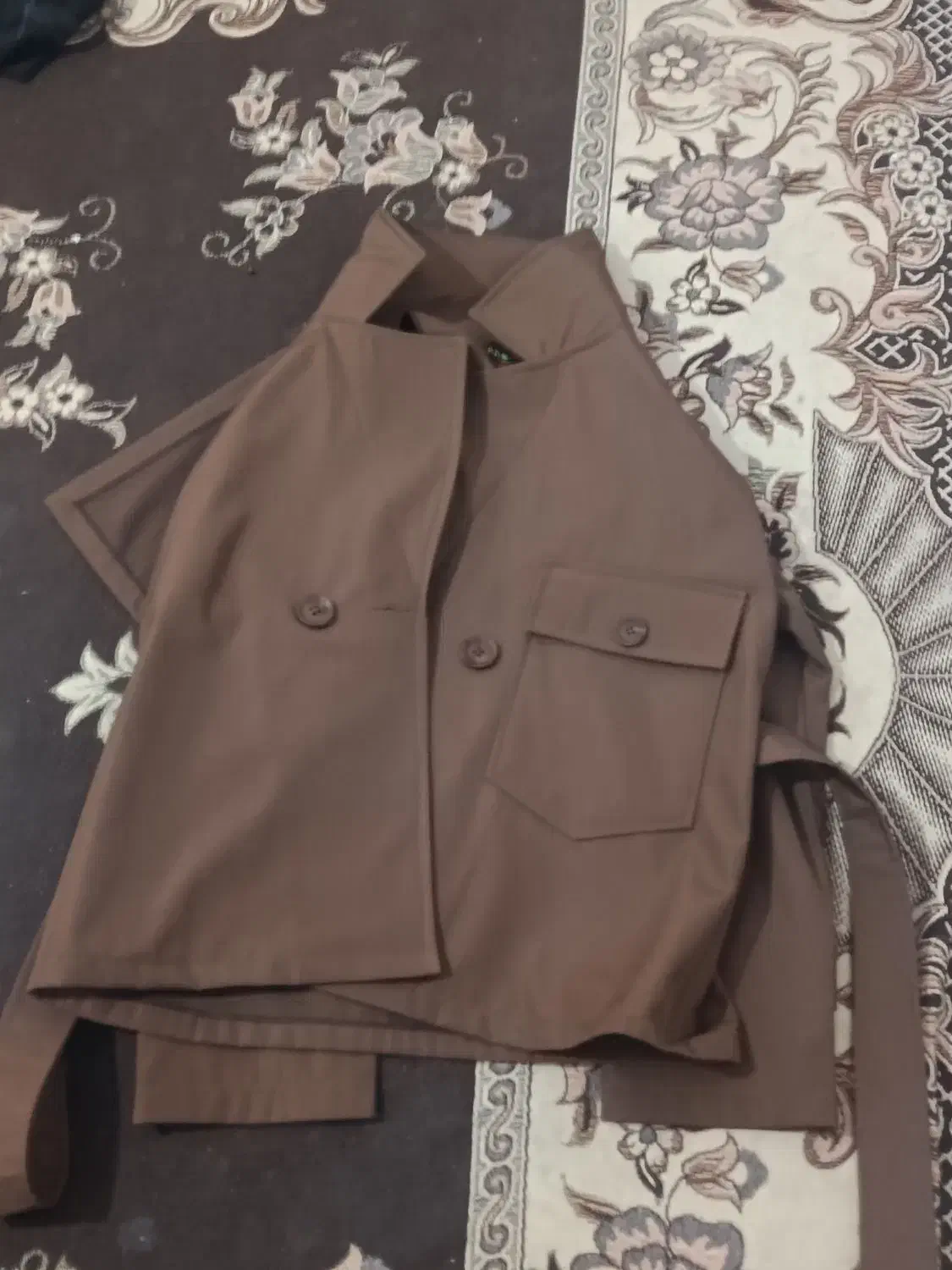 مانتو نو|لباس|یاسوج, |دیوار