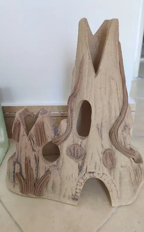 آکواریوم رو میز کوچک و صخره|ماهی|بروجرد, |دیوار