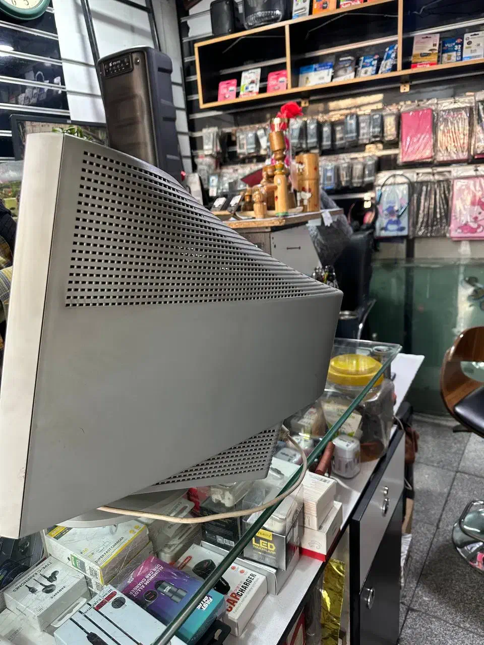 مانیتور LG|قطعات و لوازم جانبی رایانه|ری, سرتخت|دیوار