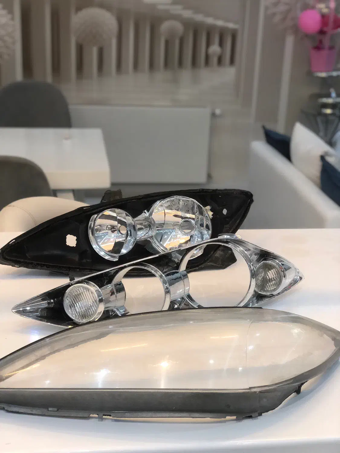 چراغ و طلق جلو تویوتا کمری گرند|قطعات یدکی و لوازم جانبی|شاهینشهر, شهرک ردانی پور|دیوار