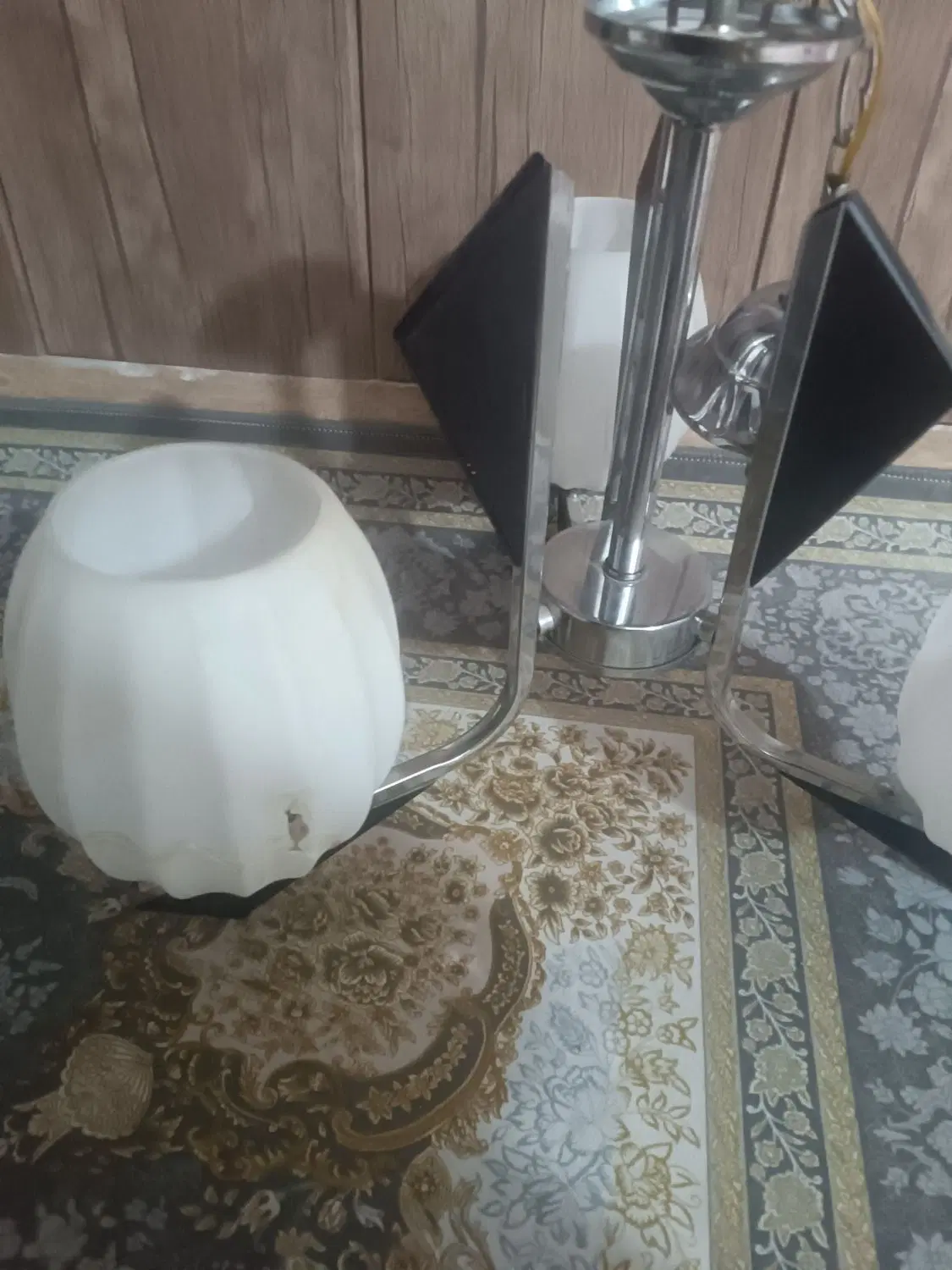 لوستر|لوستر و چراغ آویز|نیشابور, گمنام غربی|دیوار