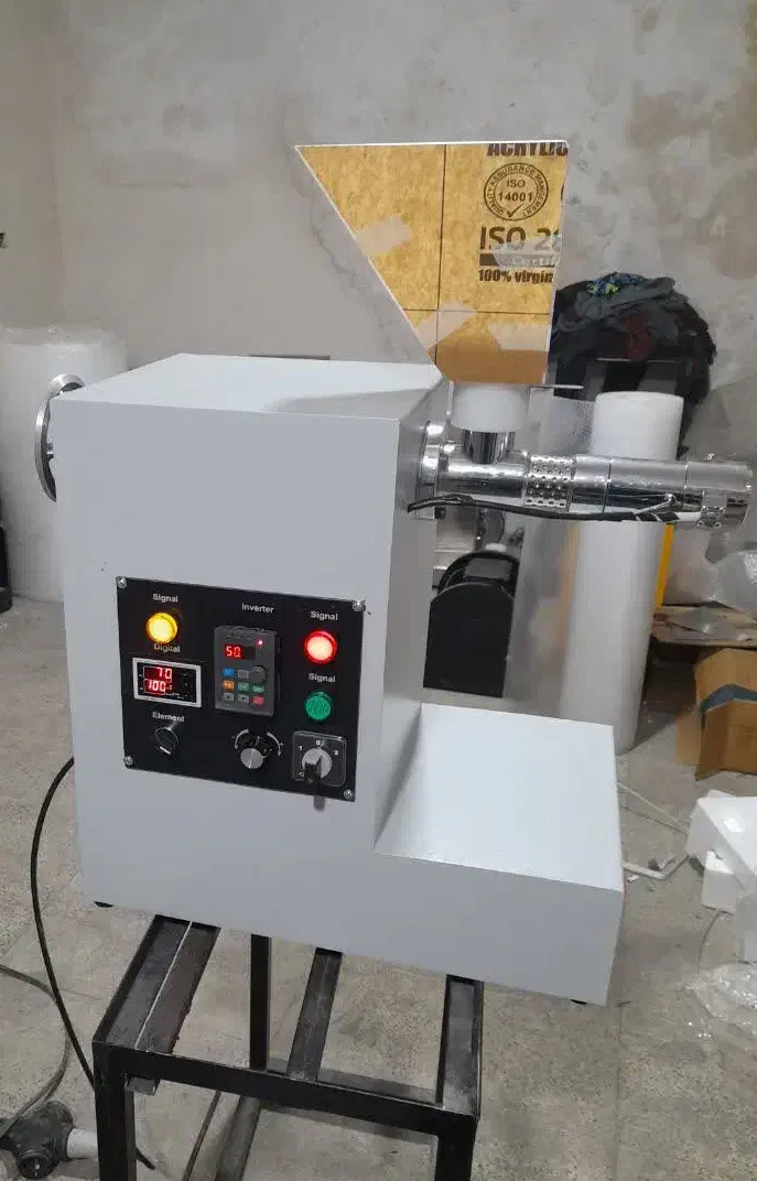 دستگاه روغنگیری خانگی و صنعتی|فروشگاه و مغازه|اصفهان, تیران|دیوار