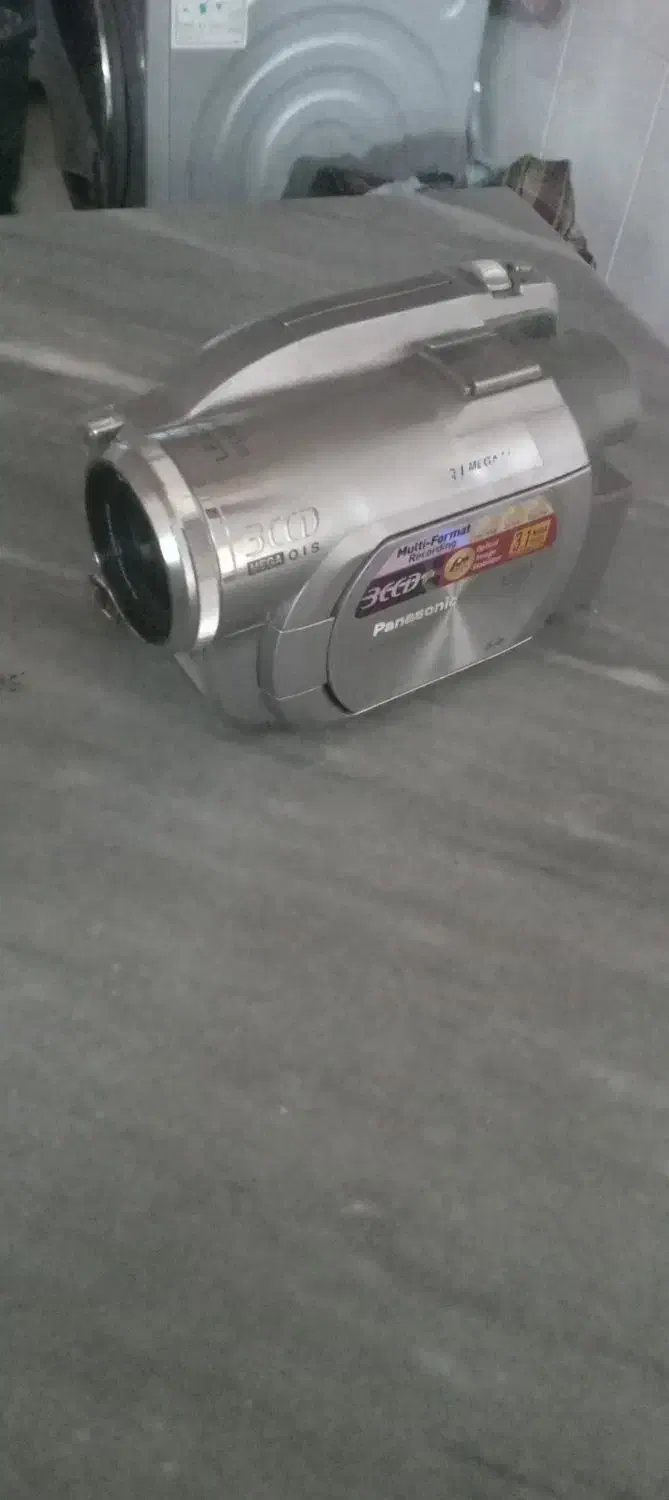 کامل بالوازم|دوربین عکاسی و فیلم‌برداری|بجنورد, |دیوار