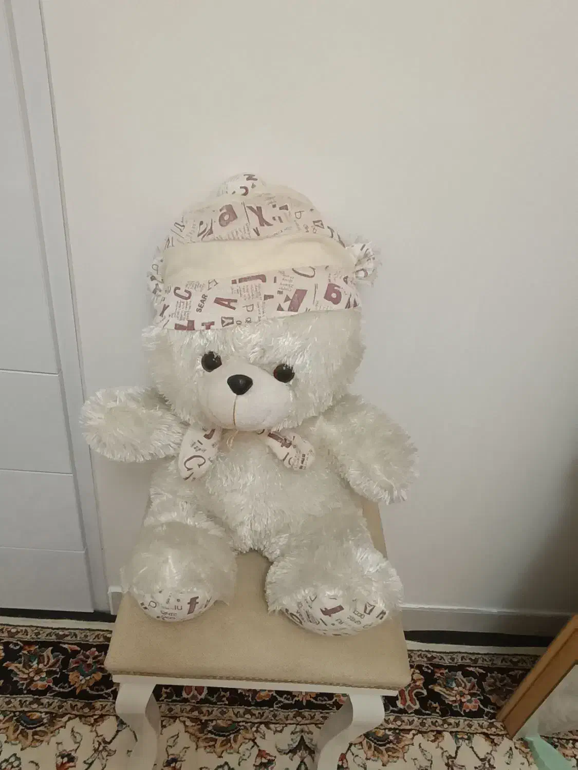 خرس سفید|اسباب‌بازی بچه|میانه, |دیوار