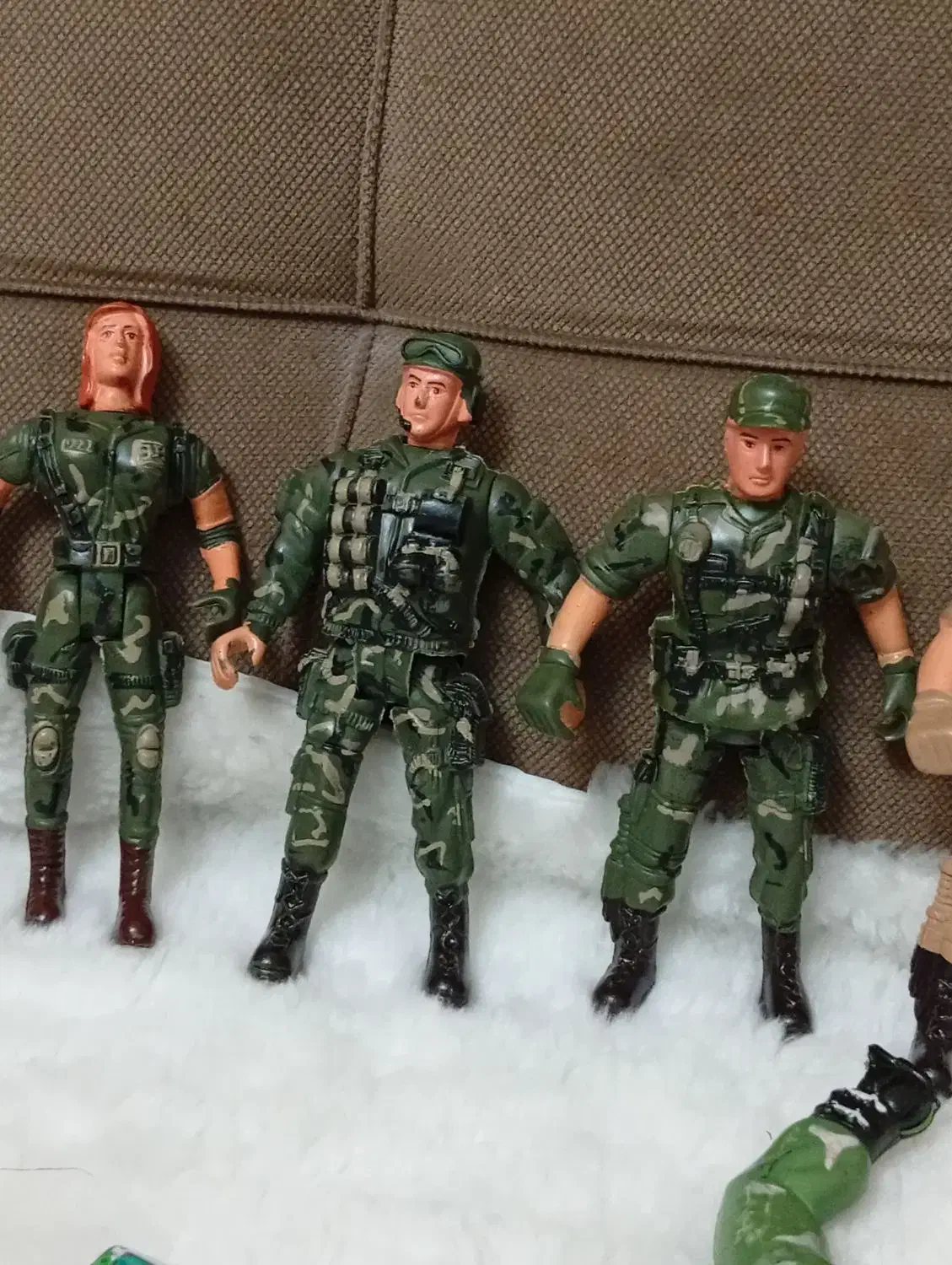 فیگورهای سرباز نو|اسباب‌‌بازی|ساری, |دیوار