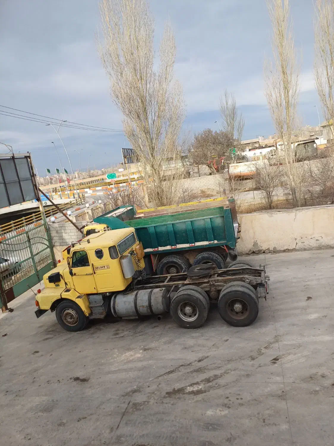 ولوو کشنده تریلی|خودرو سنگین|اردبیل, |دیوار