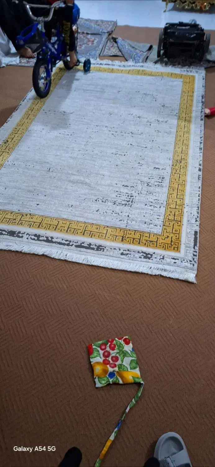 گلیم فرش ۴ متری|گلیم، جاجیم، گبه|پرند, فاز ۵|دیوار