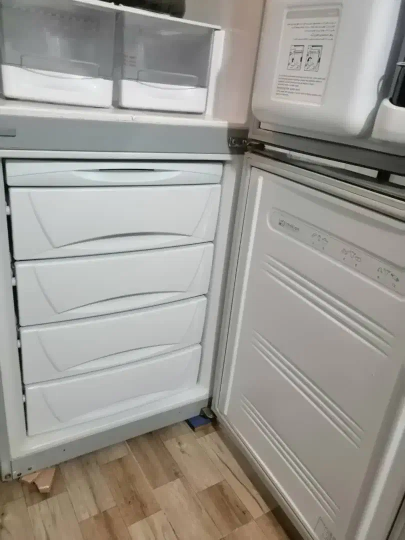 یخچال لباسشویی فرش گازمیزوصندلی تلویزیون|حراج|شیراز, کوشک میدان|دیوار