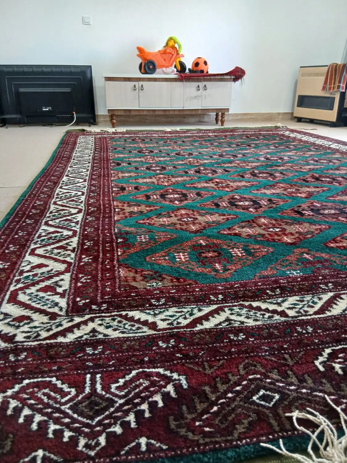 فرش دستبافت|فرش|بندر ترکمن, |دیوار