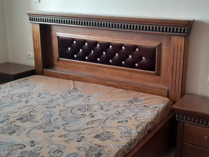 تخت دونفره|تخت و سرویس خواب|بومهن, |دیوار