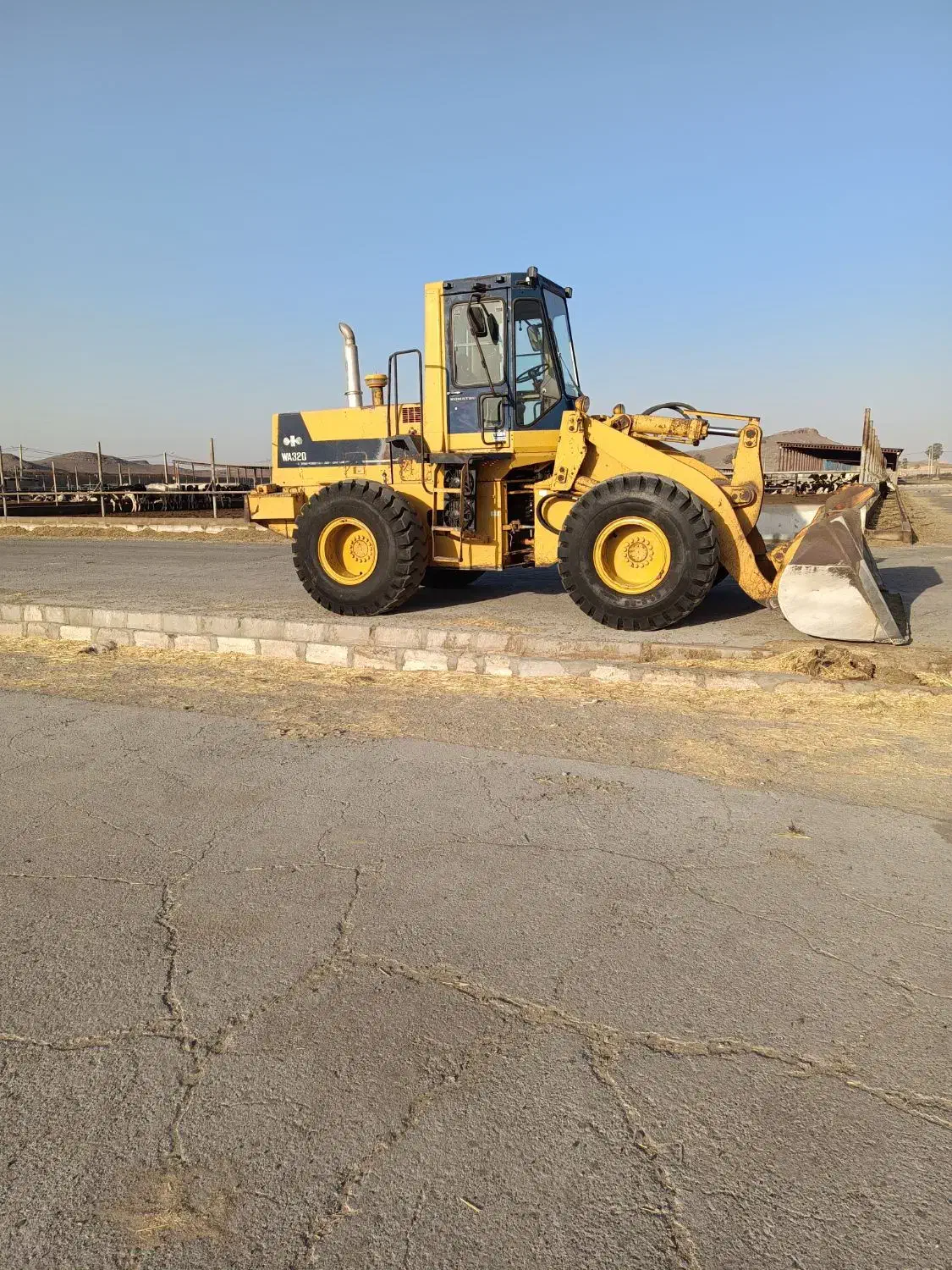 کوماتسو   WA 320|خودرو سنگین|کهریزک, |دیوار