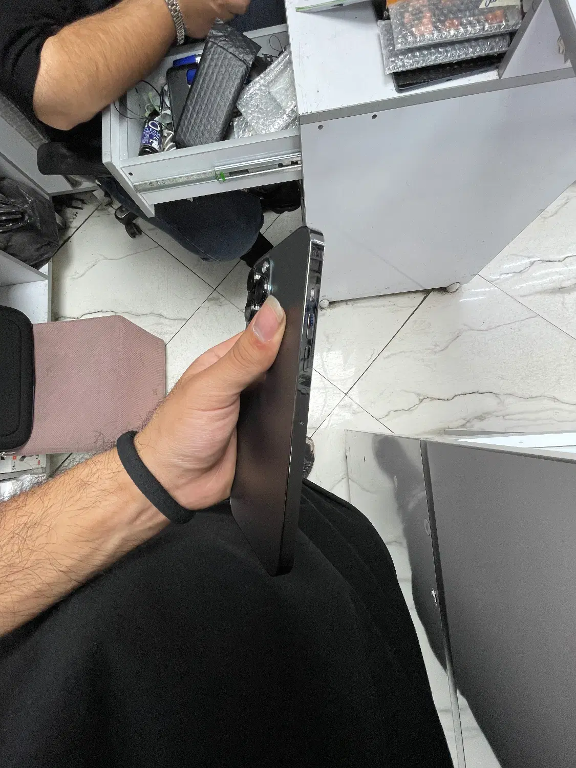 iPhone 13 Pro Max لازرورق|موبایل|تهران, پرستار|دیوار