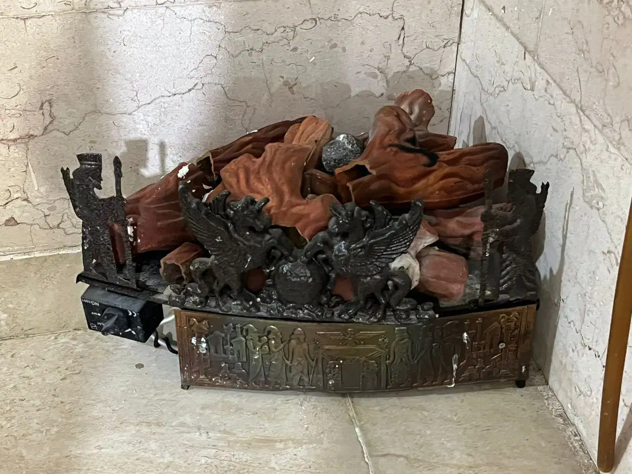 شومینه سالم با تمام ابزار ها|بخاری، هیتر، شومینه|اهواز, زیتون کارمندی|دیوار