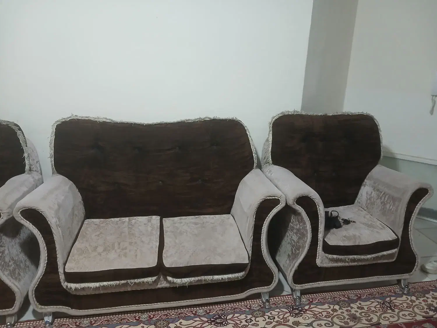 مبل|مبلمان خانگی و میز عسلی|زرقان, |دیوار