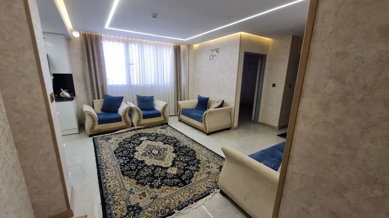 واحد مبله خیابان شهید زارعی|اجارهٔ کوتاهمدت آپارتمان و سوئیت|شیراز, دشت چنار|دیوار