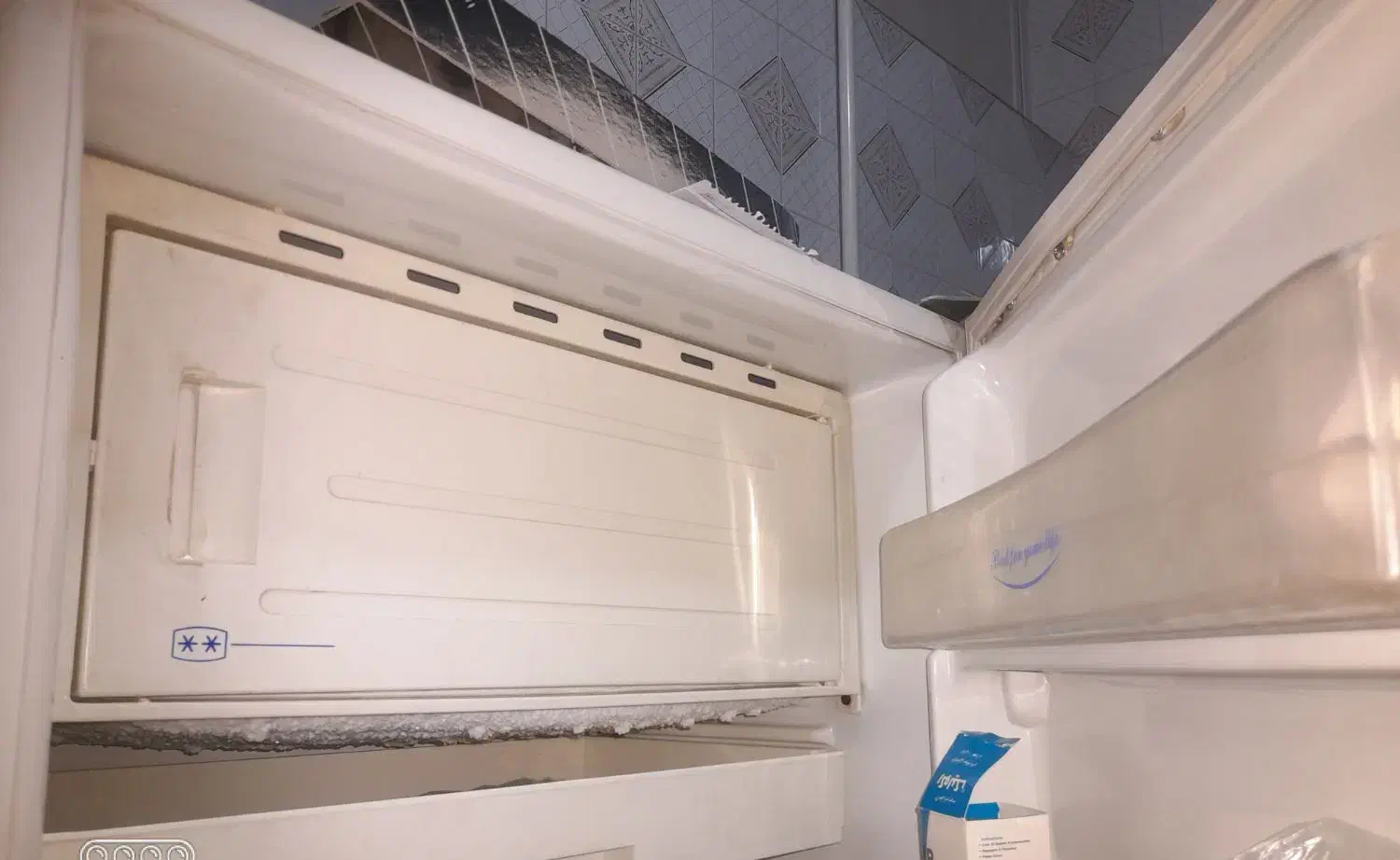 فرش  ویخچال و  بخاری وظروف|یخچال و فریزر|زارچ, |دیوار