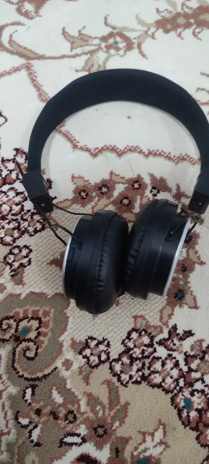 هدفون Nia|پخش‌کننده همراه|همدان, |دیوار