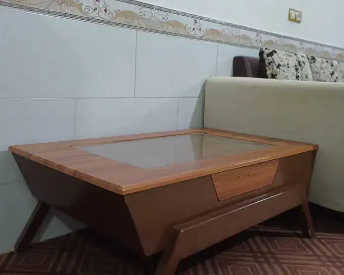 مبل هفت نفره همراه با گل میز|مبلمان خانگی و میز عسلی|فیروزآباد (فارس), |دیوار