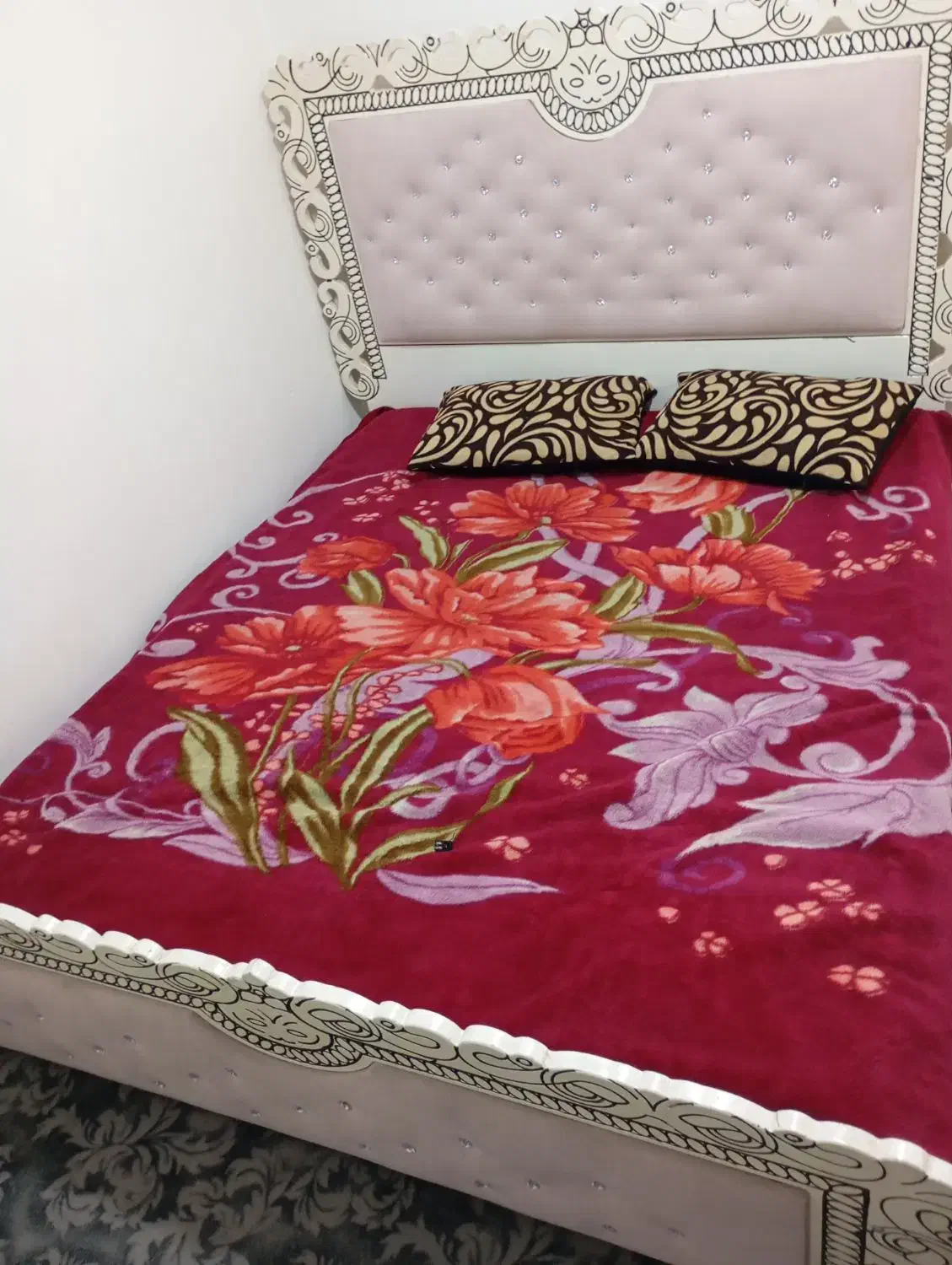 تخت خواب دونفره|تخت و سرویس خواب|خرمدره, |دیوار