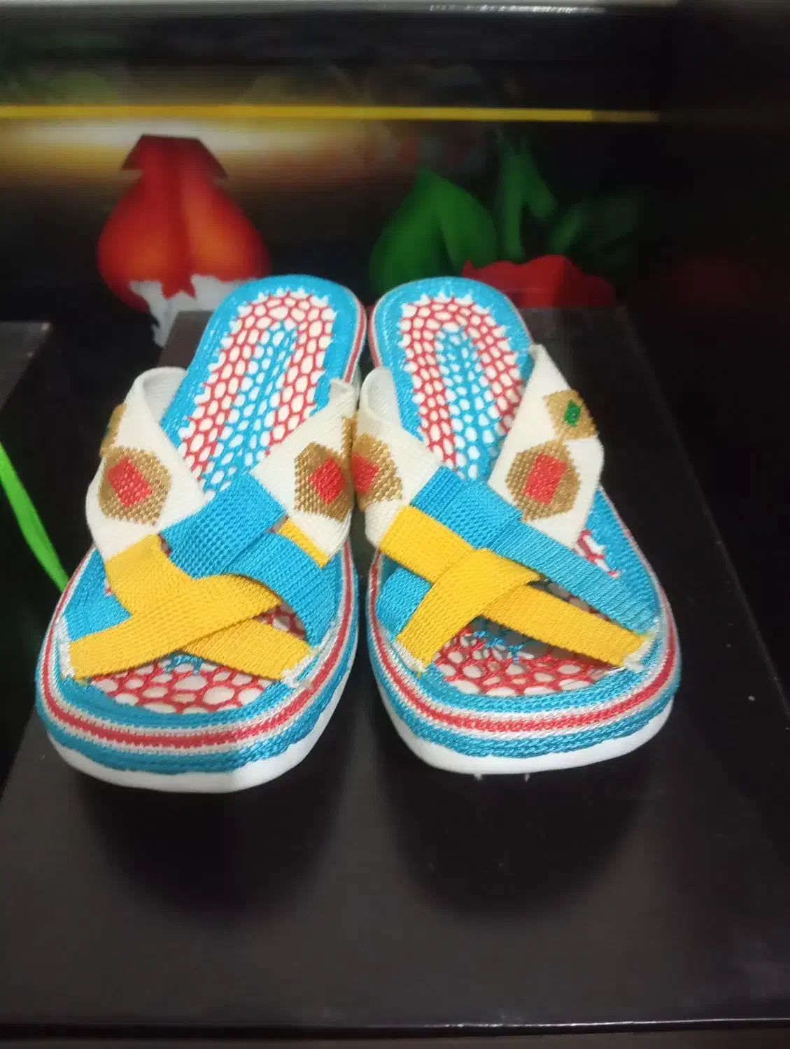 زندان بافت|کیف، کفش، کمربند|خرمدره, |دیوار