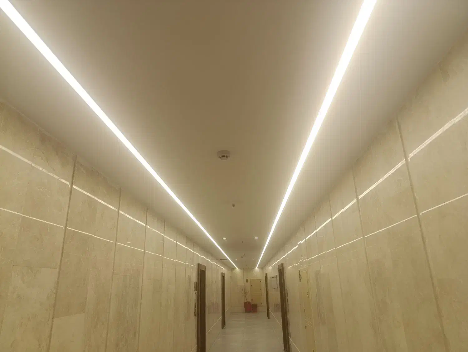 نیرو نیمه ماهر کناف کرج|استخدام معماری، عمران و ساختمانی|ملارد, |دیوار