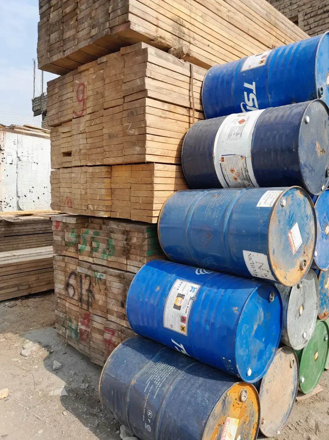 تخته بنایی +بشکه+ نردبان چوبی + الوار روسی+ فرغون|عمدهفروشی|تهران, خاوران|دیوار