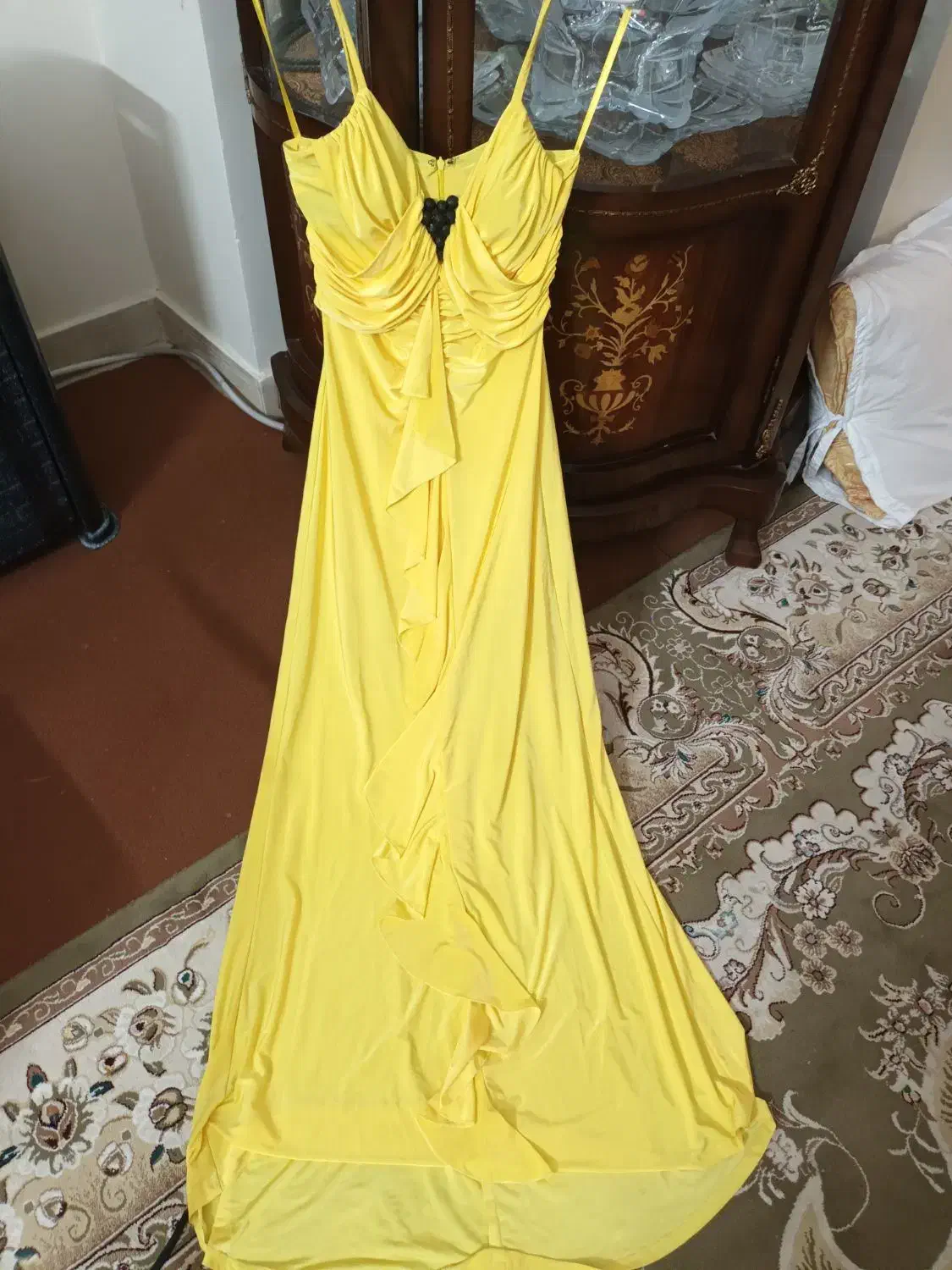 تعدادی لباس شیک و اسپرت|لباس|رودهن, |دیوار