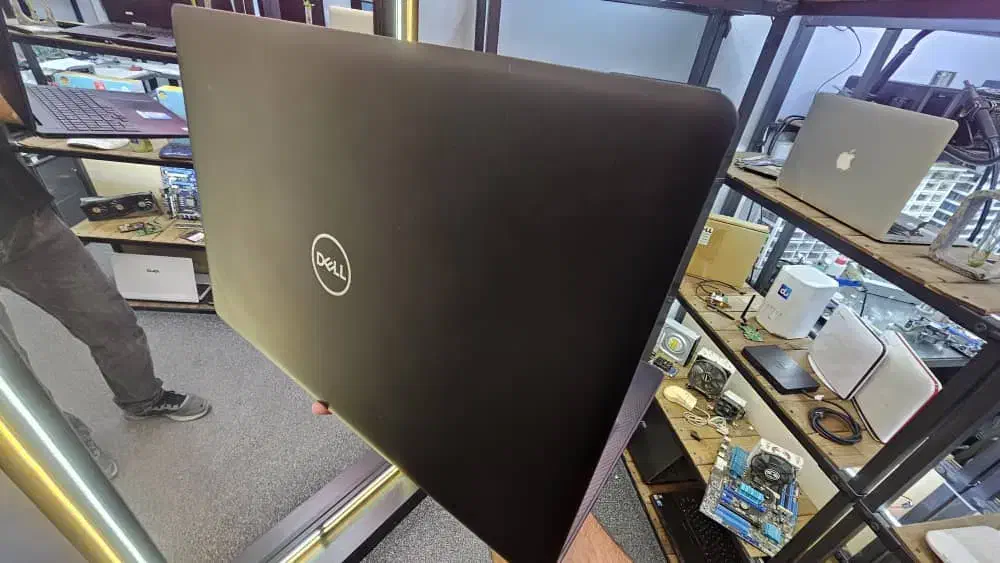 لپ تاپ Dell نسل ۱۰ (Dell Inspiron 3593)|رایانه همراه|اصفهان, باغ نگاره|دیوار