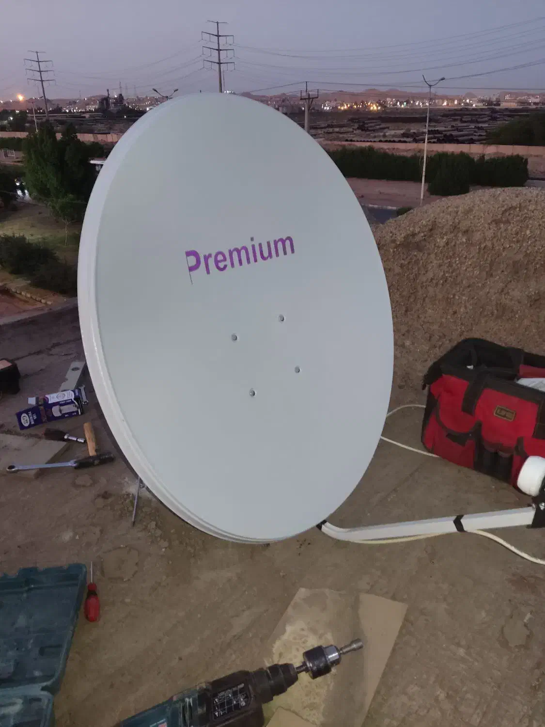 نصب و نصاب انواع انتن و تعمیرات در کل اهواز|خدمات پیشه و مهارت|اهواز, کوی باهنر|دیوار