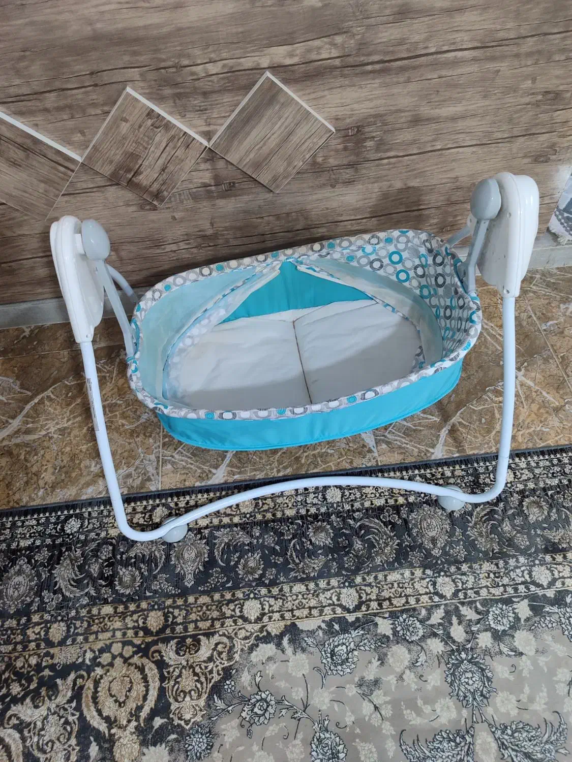 گهواره برقی|کالسکه و لوازم جانبی|ارومیه, |دیوار