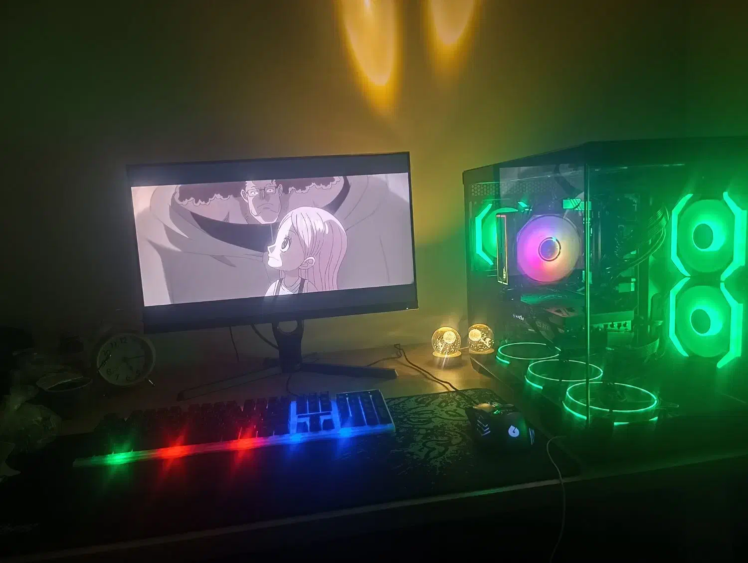 سیستم گیمینگ و رندرینگ full RGB|رایانه رومیزی|بوکان, |دیوار