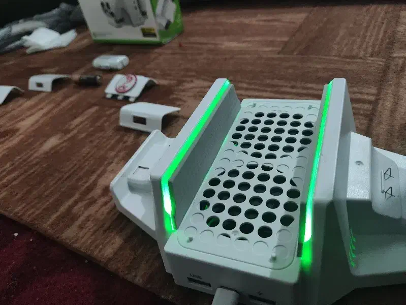 خنک‌کننده کونسول و شارژکن دسته Xbox series s|کنسول، بازی ویدئویی و آنلاین|سوسنگرد, |دیوار