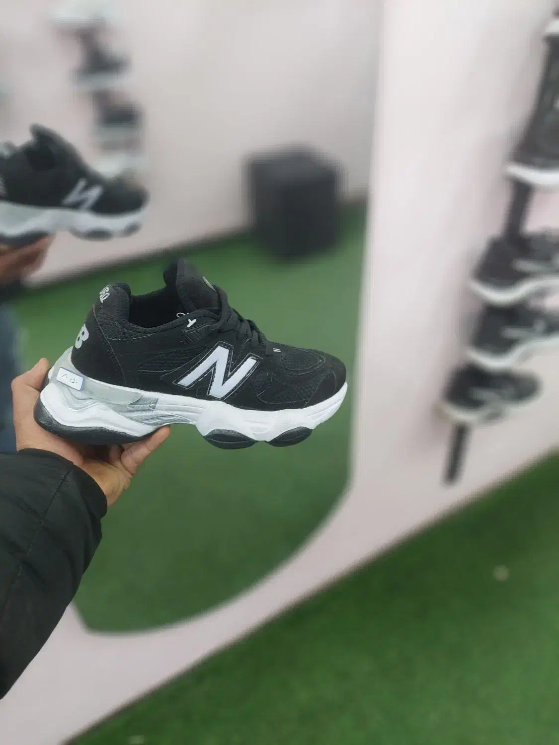 کتونی زنونه|کیف، کفش، کمربند|اسفراین, |دیوار