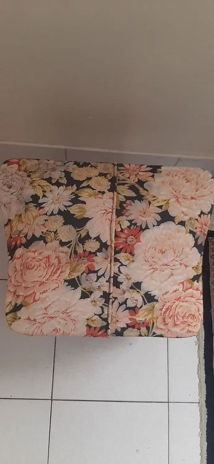 پاف کنار تخت|مبلمان خانگی و میز عسلی|تهران, شهرک غرب|دیوار