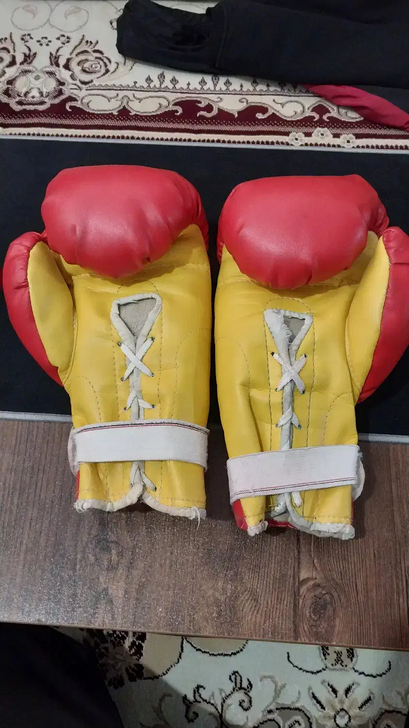 دستکش بوکس|تجهیزات ورزشی|خلخال, |دیوار