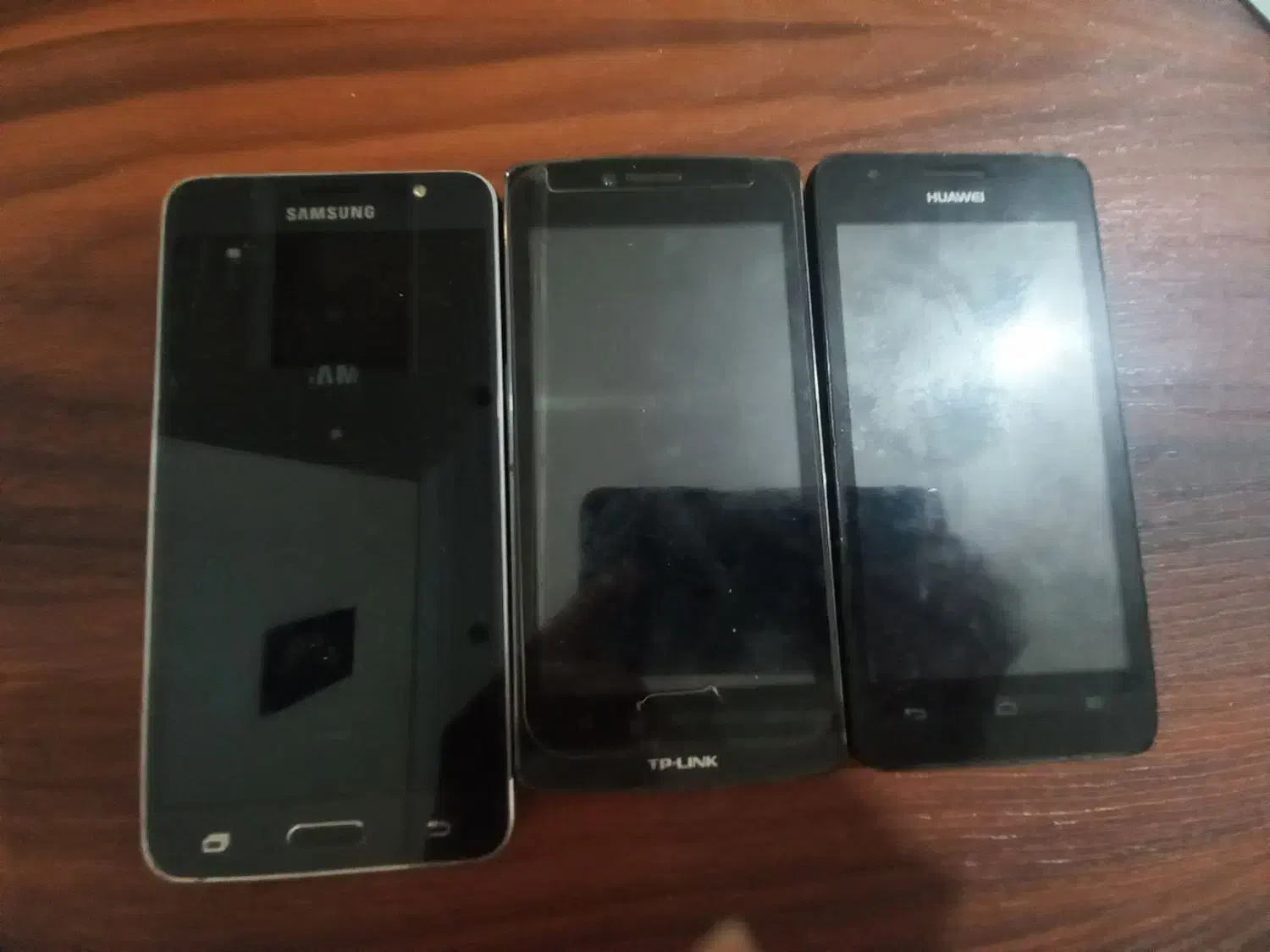 سه تا گوشی HuawEi   samsong     tplink|موبایل|کلاردشت, |دیوار