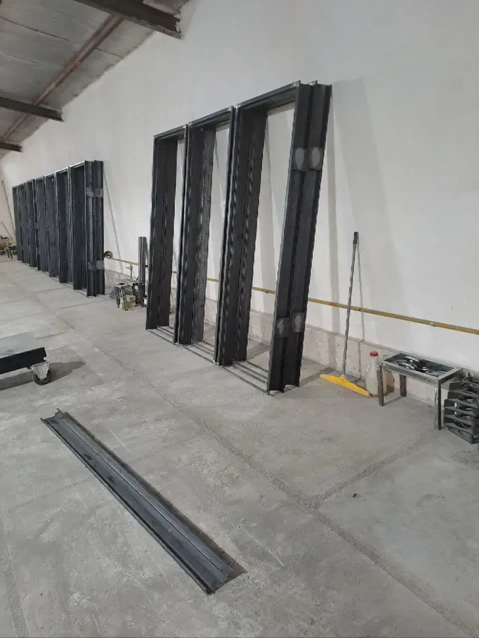 قاب فلزی طرح فرانسوی|مصالح و تجهیزات ساختمان|اشترینان, |دیوار