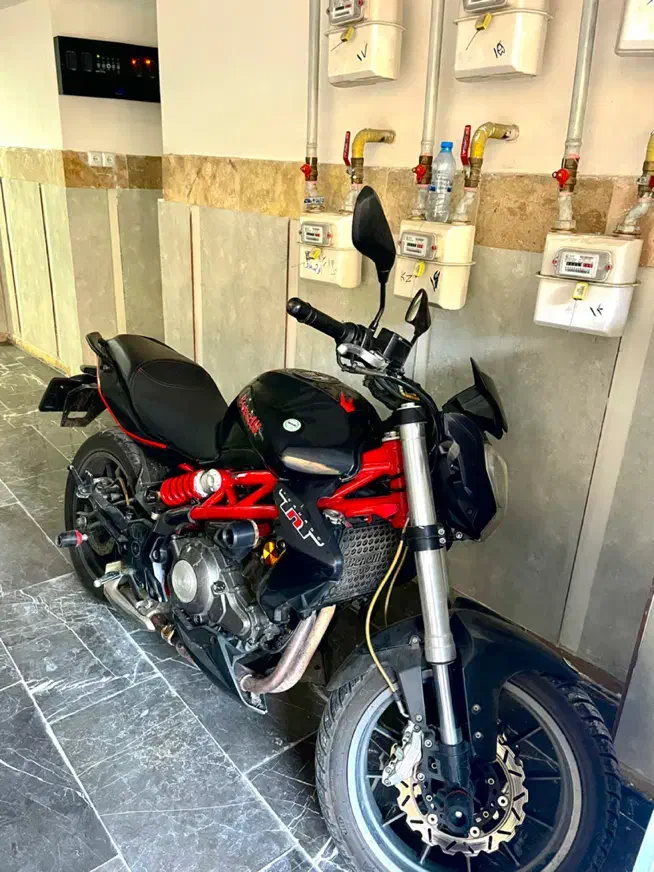 بنلی ۳۰۰ مدل ۹۶ سری اول|موتورسیکلت|ساری, |دیوار