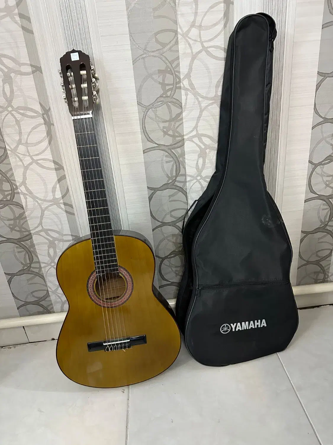 گیتار دایموند نو|گیتار، بیس، امپلیفایر|تبریز, |دیوار