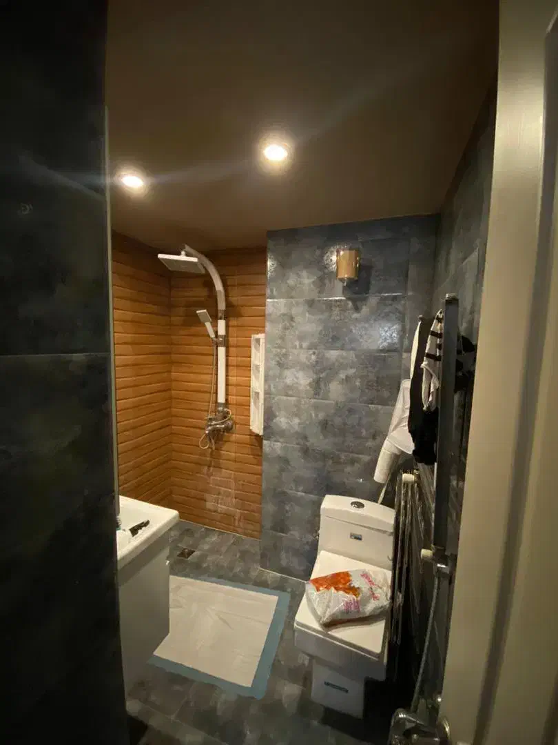 180 متر 3 خواب لاکچری .ویو ابدی .  رو ب افتاب .