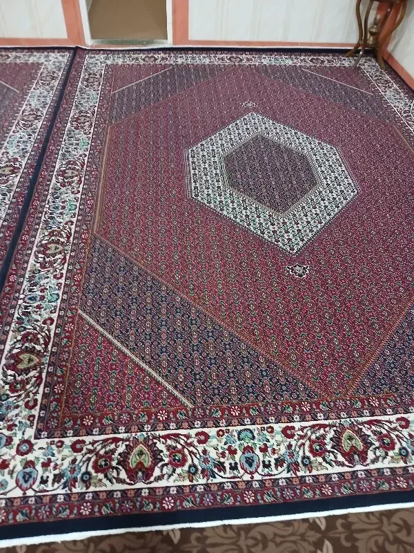 دوعدد تخت فرش|فرش|بروجرد, |دیوار