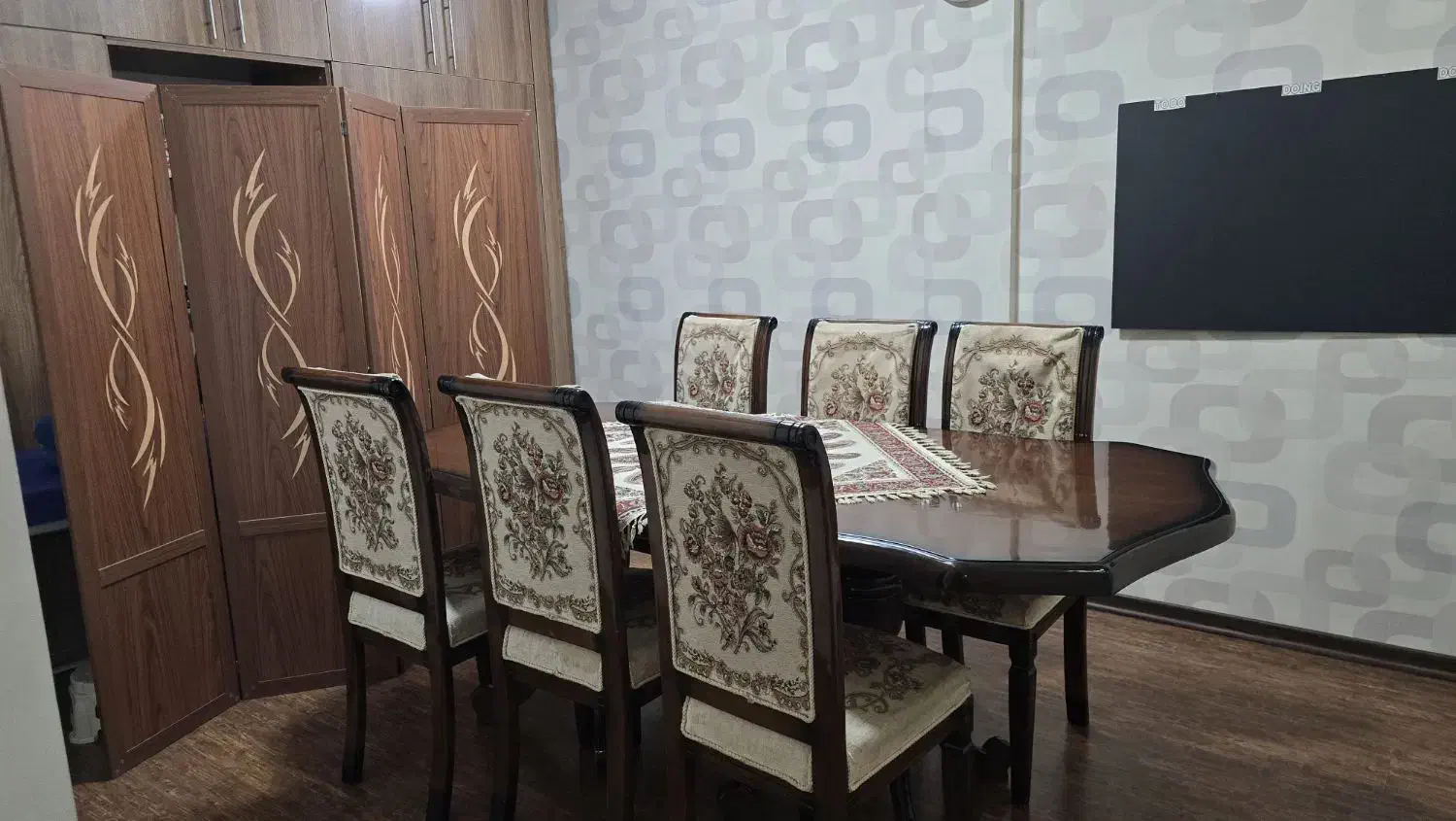 میز نهار خوری 8 نفره چوب راش|میز و صندلی غذاخوری|مشهد, نیروی هوایی|دیوار