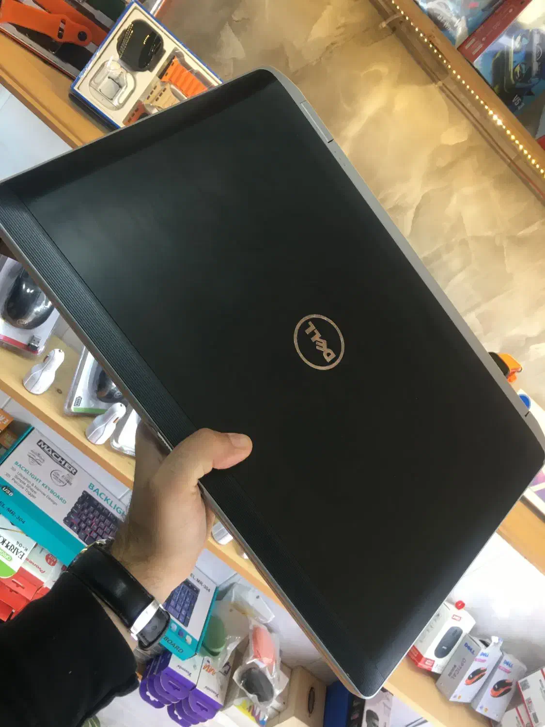 لپ تاپ مهندسی دل(فروش نقدی وشرایطی)|رایانه همراه|تالش, تالش|دیوار