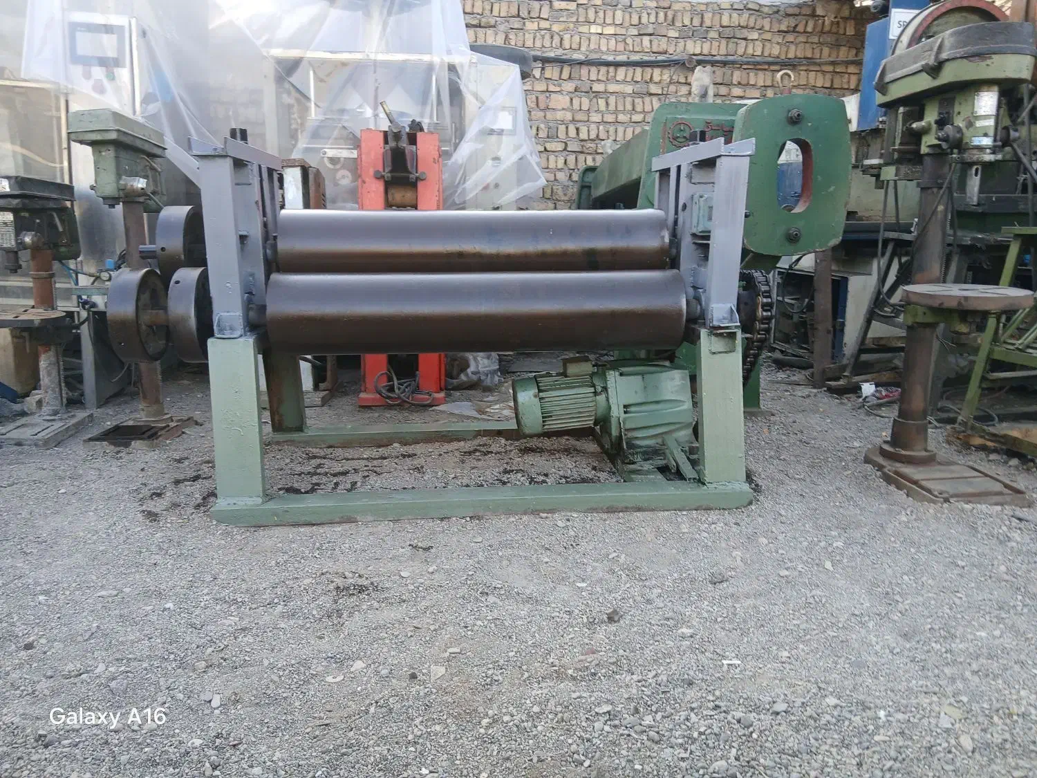 چند عدد گیربکس حلزونی نورد خم کن|ماشین‌آلات صنعتی|مشهد, رباط طرق|دیوار