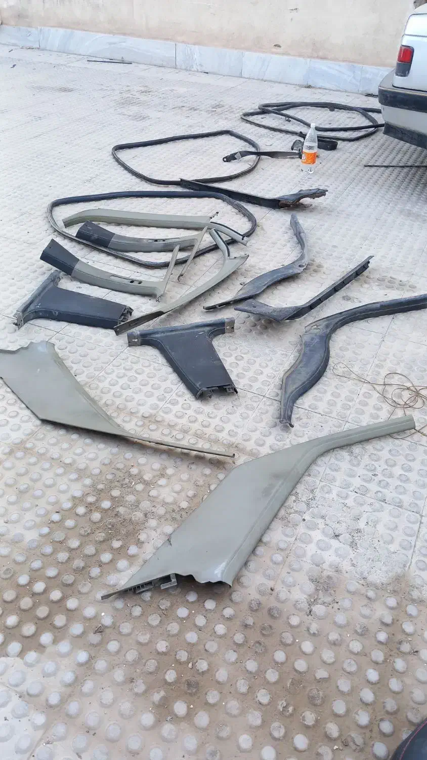 قاب رو ستون ۴۰۵|قطعات یدکی و لوازم جانبی|پردیس, سیاه سنگ|دیوار