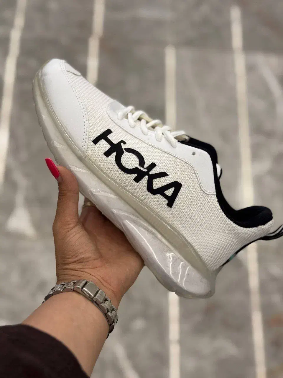 حراج ویژه کتونی هوکا|کیف، کفش، کمربند|قم, نوبهار|دیوار