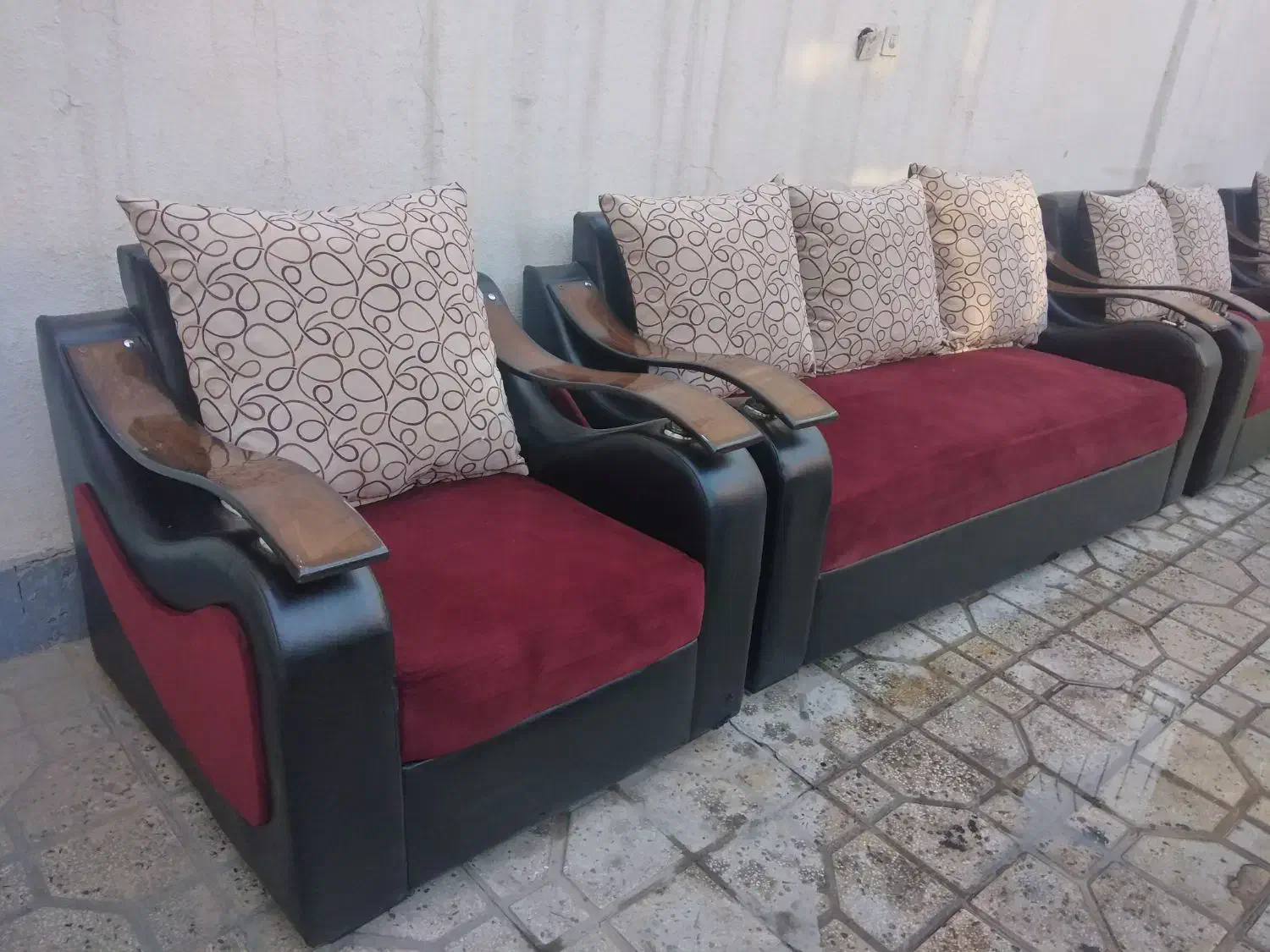 مبل دسته چوبی|مبلمان خانگی و میز عسلی|شیراز, هفت تنان|دیوار