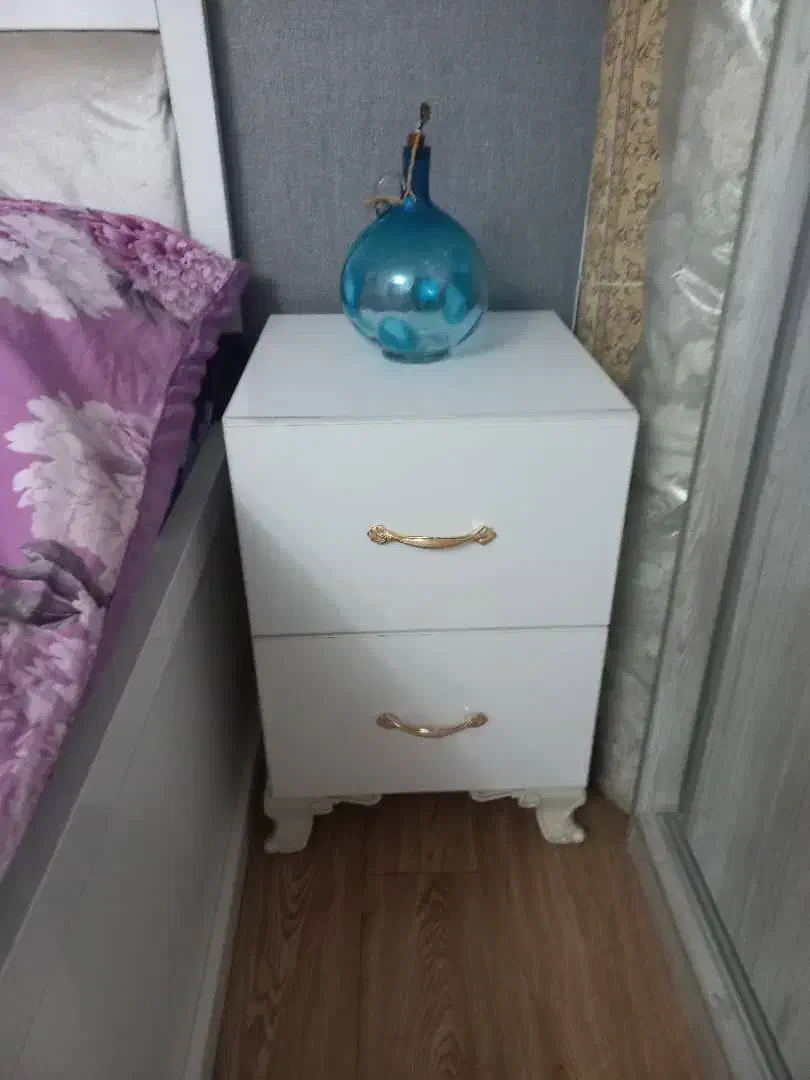 تخت خواب و آیینه|تخت و سرویس خواب|تهران, باغ فیض|دیوار